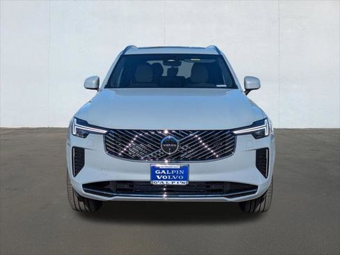 New 2026 Volvo XC90 T8 Plus w/ Protection Package Premier image 4