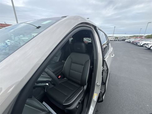 New 2026 Buick Enclave Sport Touring w/ LPO, Floor Liner Package image 17