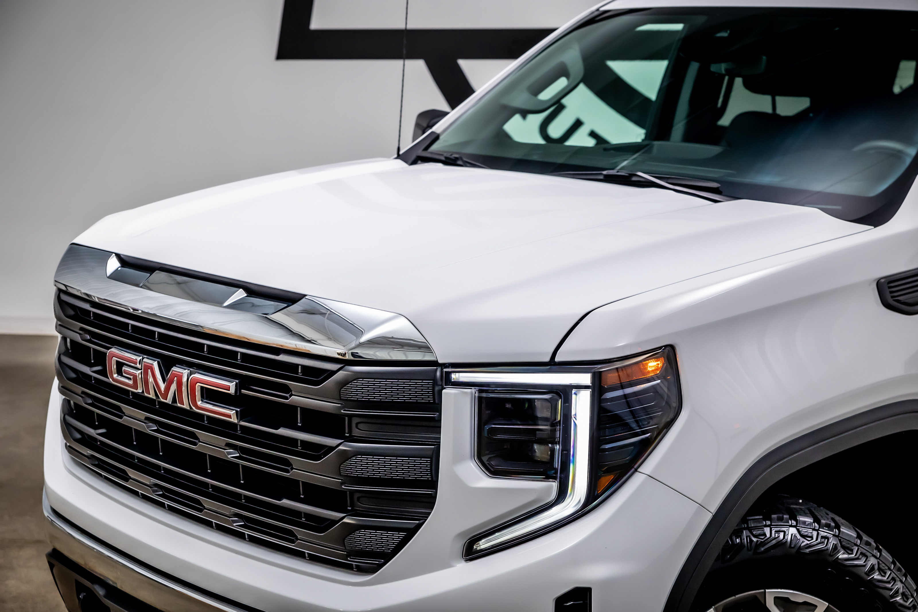 Used 2026 GMC Sierra 1500 Pro w/ Pro Value Package AWD/4WD image 21