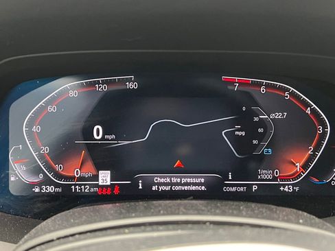 Used 2021 BMW X5 xDrive40i w/ M Sport Package image 16