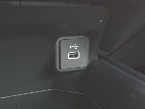 Certified 2025 Honda HR-V LX image 21