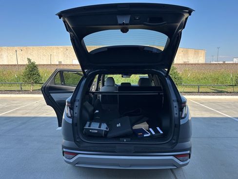 New 2026 Hyundai Tucson Limited image 17