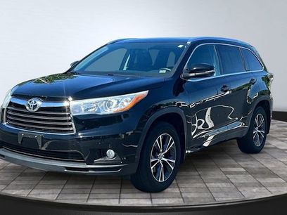 Used 2016 Toyota Highlander XLE