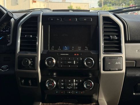 Used 2019 Ford F350 Lariat w/ Lariat Ultimate Package AWD/4WD image 19