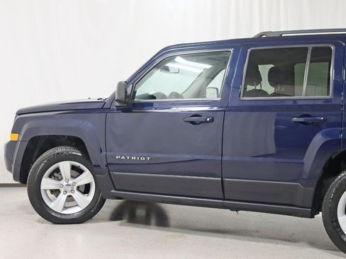 Used 2015 Jeep Patriot Sport w/ Power Value Group image 11