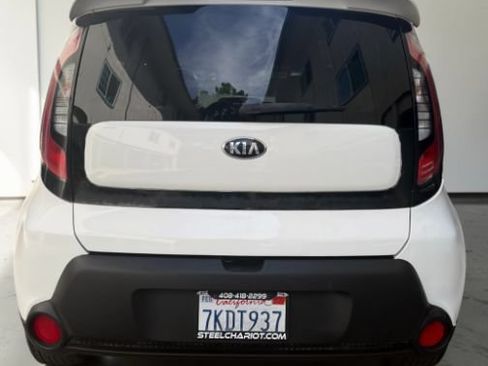 Used 2015 Kia Soul FWD image 5