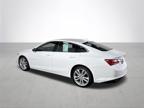 Used 2022 Chevrolet Malibu LT FWD image 8