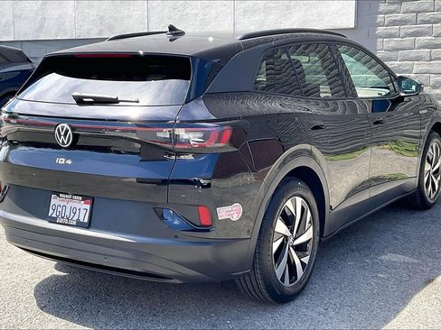 Certified 2023 Volkswagen ID.4 Pro RWD image 12