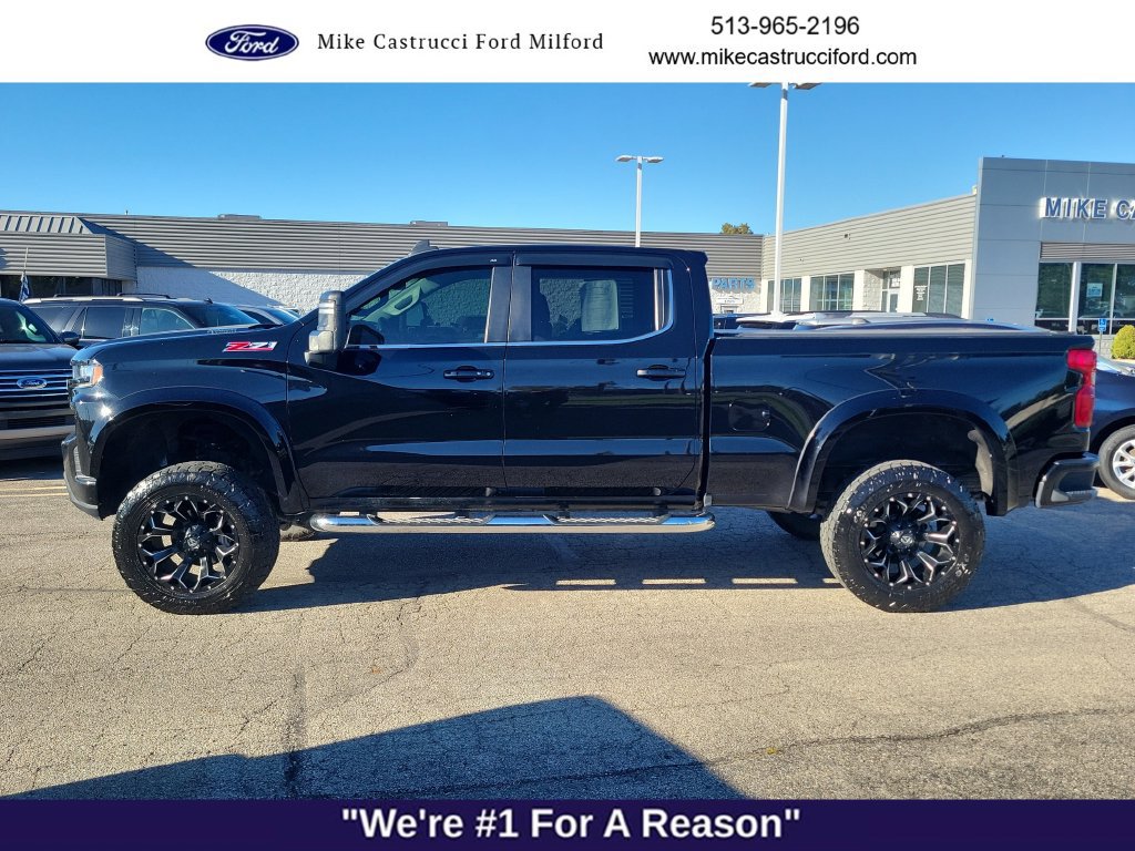 Used 2022 Chevrolet Silverado 1500 LT Trail Boss w/ Convenience Package II AWD/4WD image 2