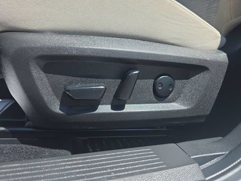 Certified 2023 Nissan Rogue SV AWD/4WD image 12