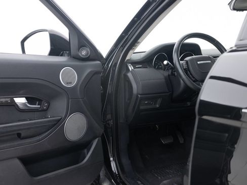 Used 2015 Land Rover Range Rover Evoque Pure Plus image 24