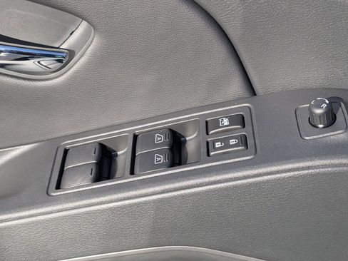 New 2026 Nissan Frontier SV image 22