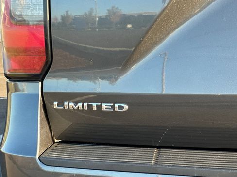 Used 2019 Ford Expedition Limited w/ Equipment Group 301A image 35