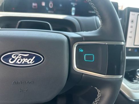 New 2027 Ford Expedition Platinum w/ Platinum Ultimate Package AWD/4WD image 20