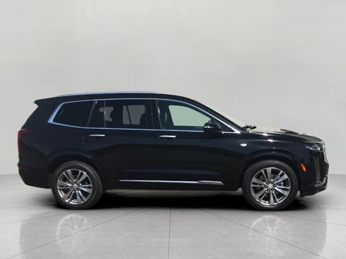 Certified 2025 Cadillac XT6 Premium Luxury image 9