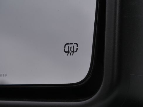 Used 2020 Jeep Wrangler Unlimited Sahara image 28