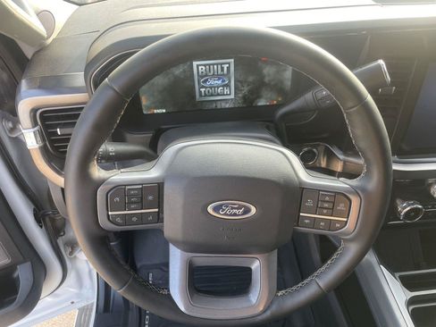 Used 2025 Ford F250 Lariat w/ Tremor Off-Road Package AWD/4WD image 16