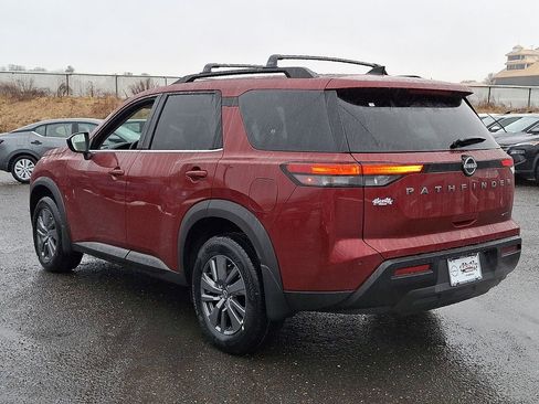 New 2026 Nissan Pathfinder SV AWD/4WD image 4