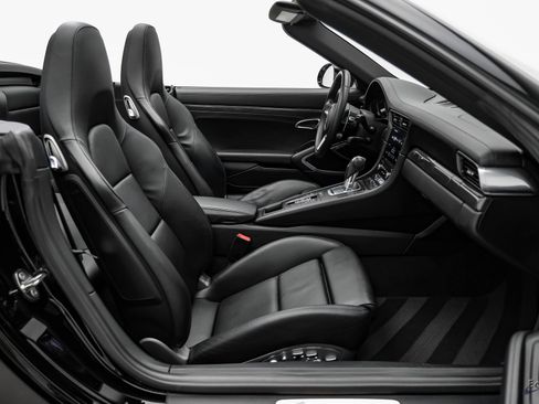 Used 2019 Porsche 911 Turbo S AWD/4WD image 54