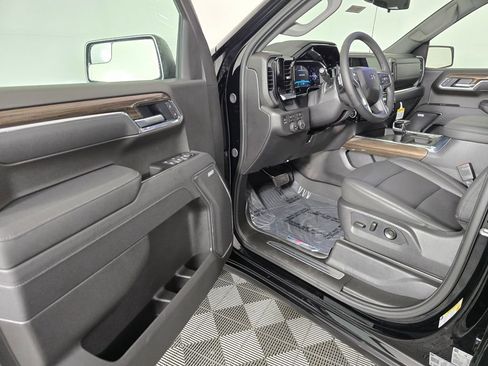 New 2026 Chevrolet Silverado 1500 LT Trail Boss w/ Convenience Package II AWD/4WD image 21