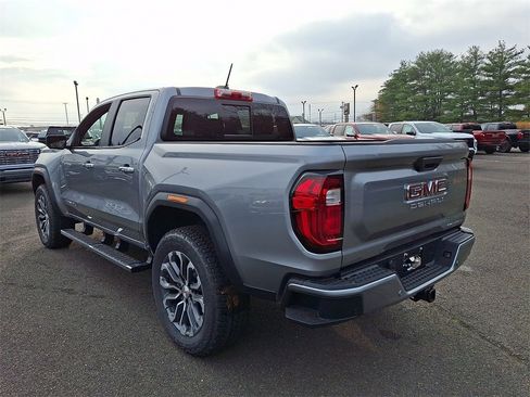 New 2026 GMC Canyon Denali image 3