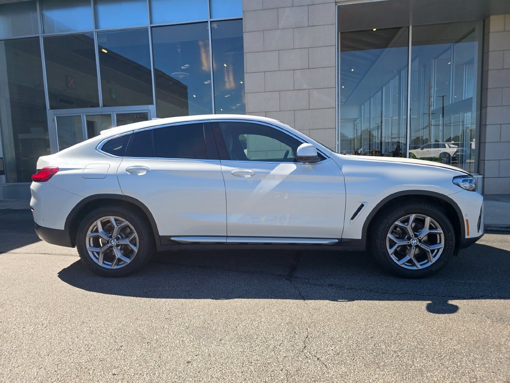 Used 2022 BMW X4 xDrive30i w/ Premium Package AWD/4WD image 17