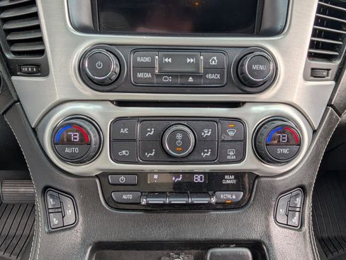 Used 2019 GMC Yukon XL SLT image 27