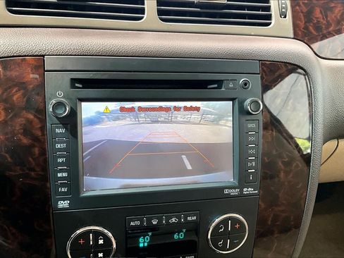 Used 2012 GMC Yukon Denali AWD/4WD image 26