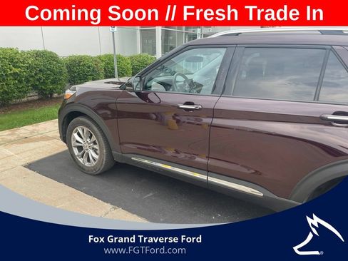 Used 2023 Ford Explorer Limited w/ Equipment Group 301A AWD/4WD image 1