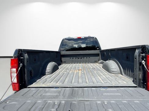 Used 2022 Ford F350 XLT AWD/4WD image 11