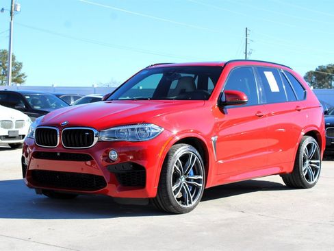 Used 2015 BMW X5 M image 3