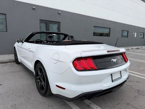 Used 2019 Ford Mustang Premium RWD image 5