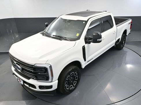 Used 2025 Ford F250 Platinum AWD/4WD image 62