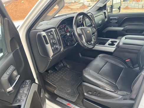 Used 2015 Chevrolet Silverado 2500 LTZ w/ Duramax Plus Package image 9