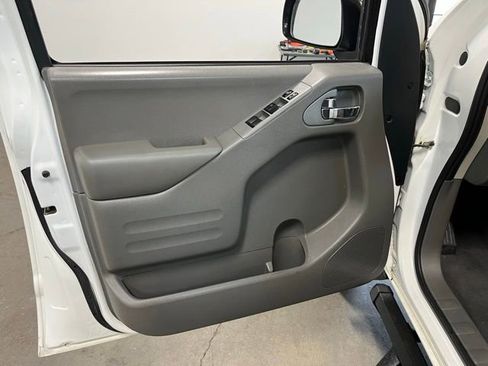 Used 2019 Nissan Frontier SV AWD/4WD image 24