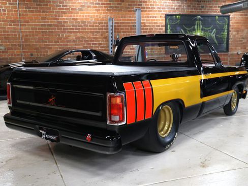 Used 1992 Dodge D/W Truck 150 image 34