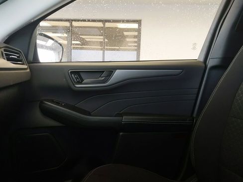 Certified 2024 Ford Escape Active AWD/4WD image 24