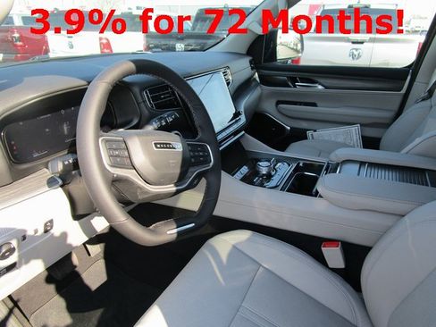 New 2024 Jeep Wagoneer Series II w/ Premium Group I image 34