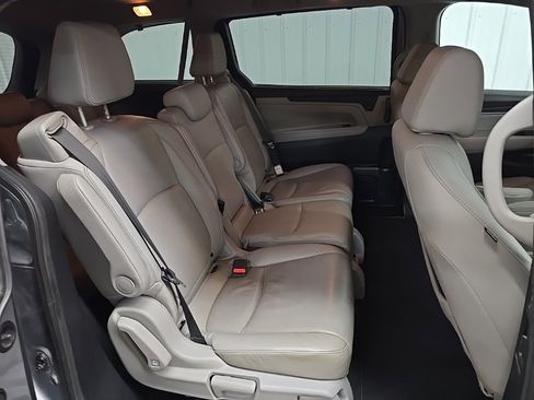 Used 2022 Honda Odyssey EX-L image 18