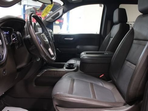 Used 2022 GMC Sierra 1500 Denali w/ Driver Alert Package II AWD/4WD image 21