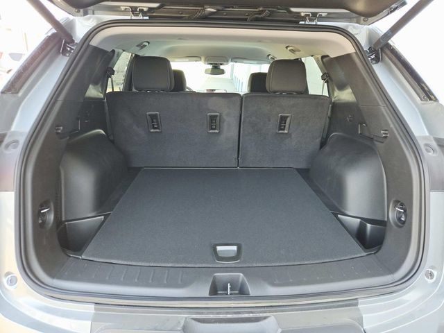 New 2026 Chevrolet Blazer LT w/ Convenience Package AWD/4WD image 13