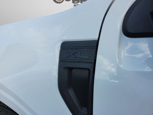 New 2026 Ford Maverick XL image 28