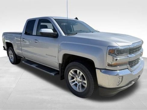 Used 2019 Chevrolet Silverado 1500 LT w/ All Star Edition AWD/4WD image 7