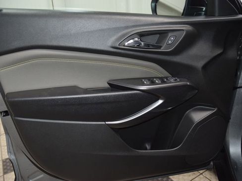 New 2026 Chevrolet Trax ACTIV w/ Sunroof Package FWD image 44