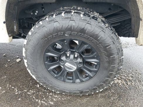 Used 2022 Ford F250 Lariat w/ Tremor Off-Road Package image 33