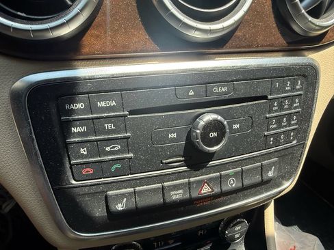 Used 2016 Mercedes-Benz CLA 250 image 11
