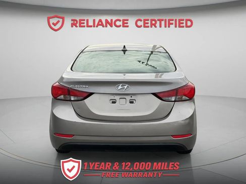 Used 2015 Hyundai Elantra SE FWD image 5