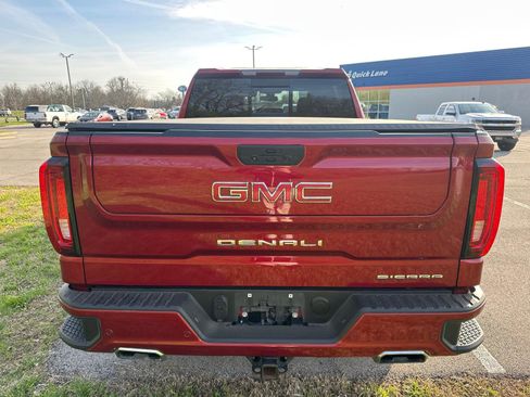 Used 2021 GMC Sierra 1500 Denali w/ Driver Alert Package II AWD/4WD image 15