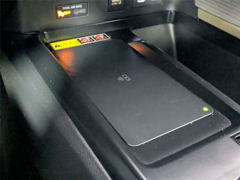 Certified 2025 Toyota Camry SE w/ Convenience Package FWD image 23