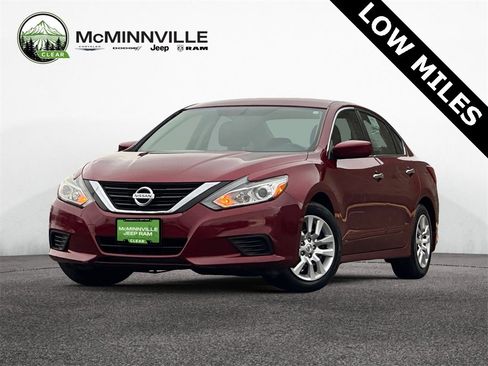 Used 2018 Nissan Altima 2.5 S w/ S Convenience Package image 1